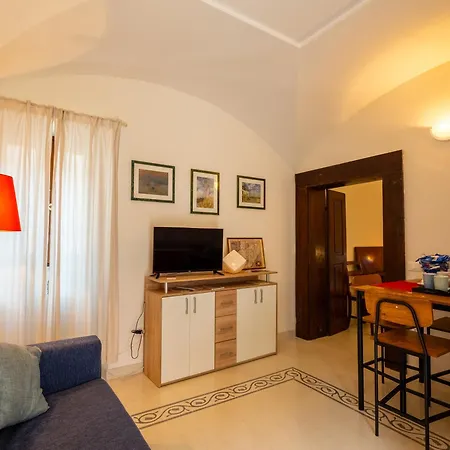 Dimora Del Padre Provile 1244 - Centro Storico Apartamento LʼAquila